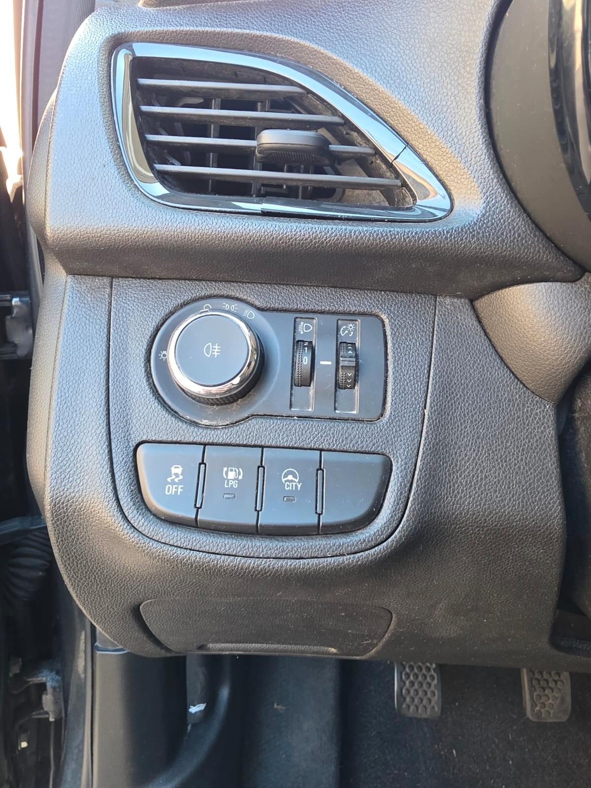 Opel Karl GPL tagliandata