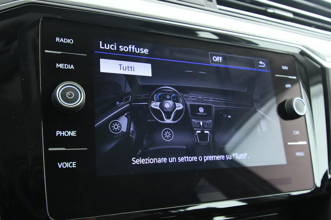 VOLKSWAGEN Passat Variant 2.0 tdi Business 150cv dsg ACC+APP CONNECT