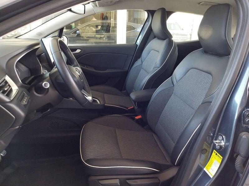 Renault Clio Clio 1.6 E-Tech hybrid Intens 140cv auto my21