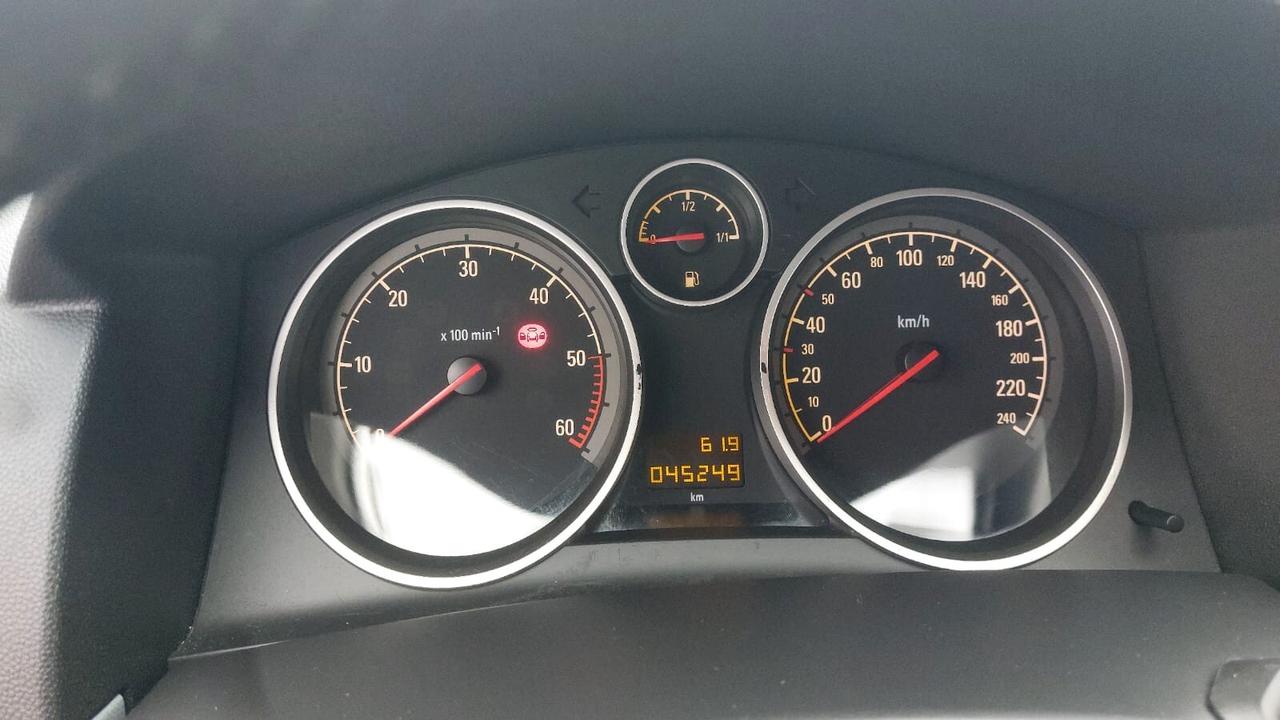 Opel Astra 1.7 CDTI 101CV 5 porte Cosmo