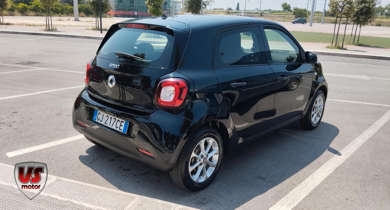 SMART FORFOUR 1.0 BENZ-GARANZIA FULL-2019