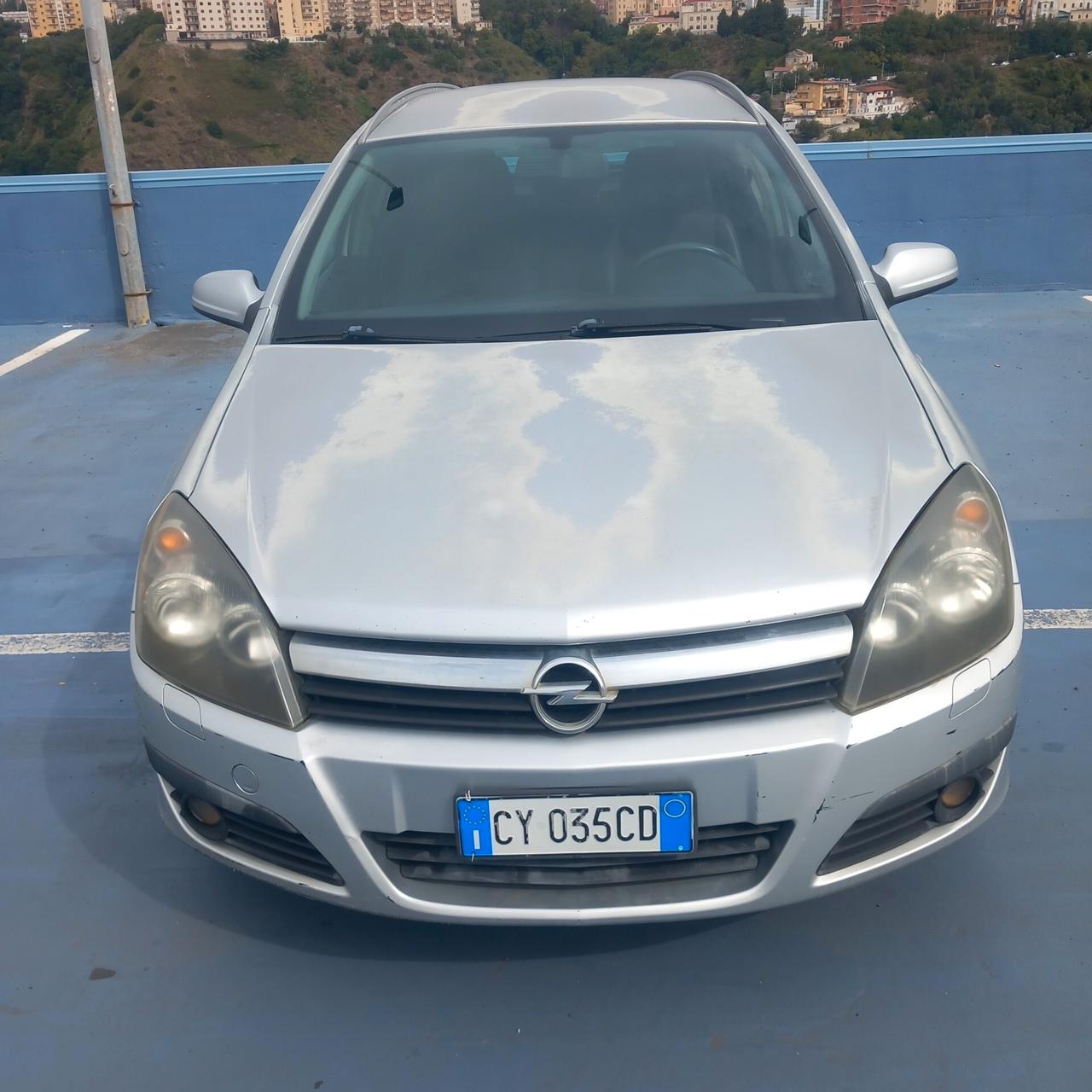 Opel Astra 1.9 CDTI 120CV
