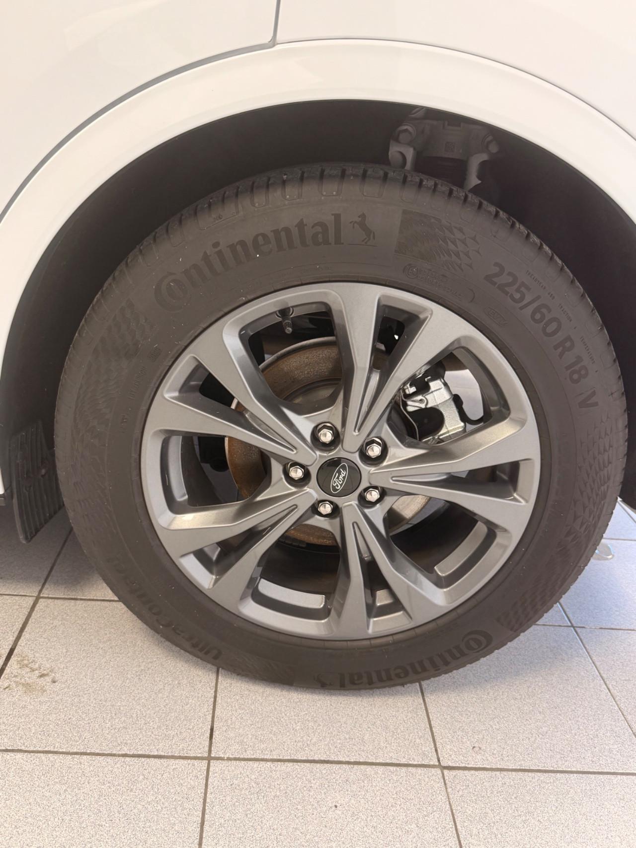 Ford Kuga 2.5 full hybrid ST-Line 190cv TETTO