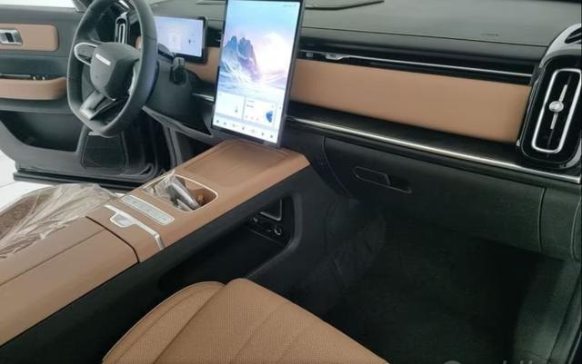 JAECOO Jaecoo 7 1.5 TGDI 143CV PHEV+2 MOTORI ELETTRICI Exclusive
