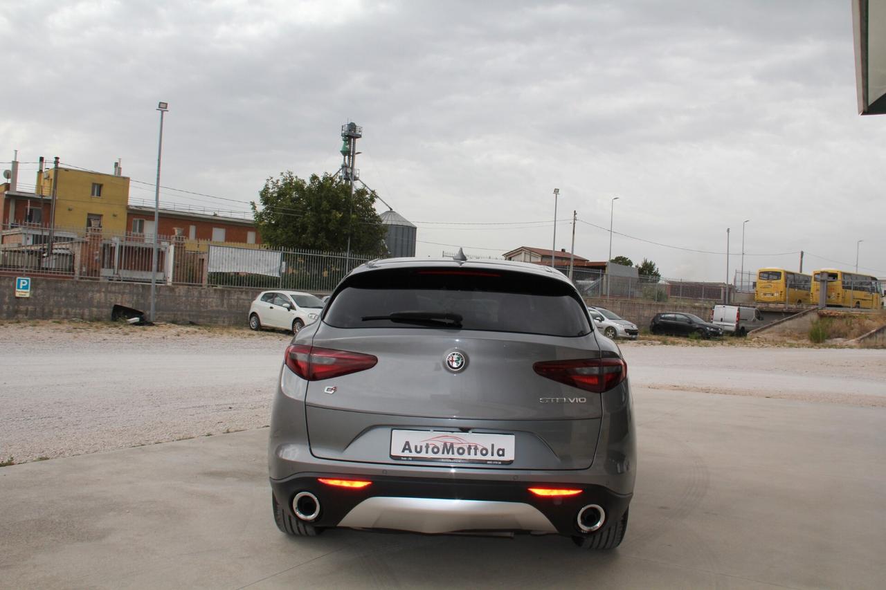 Alfa Romeo Stelvio 2.2 Turbodiesel 210 CV AT8 Q4 Executive