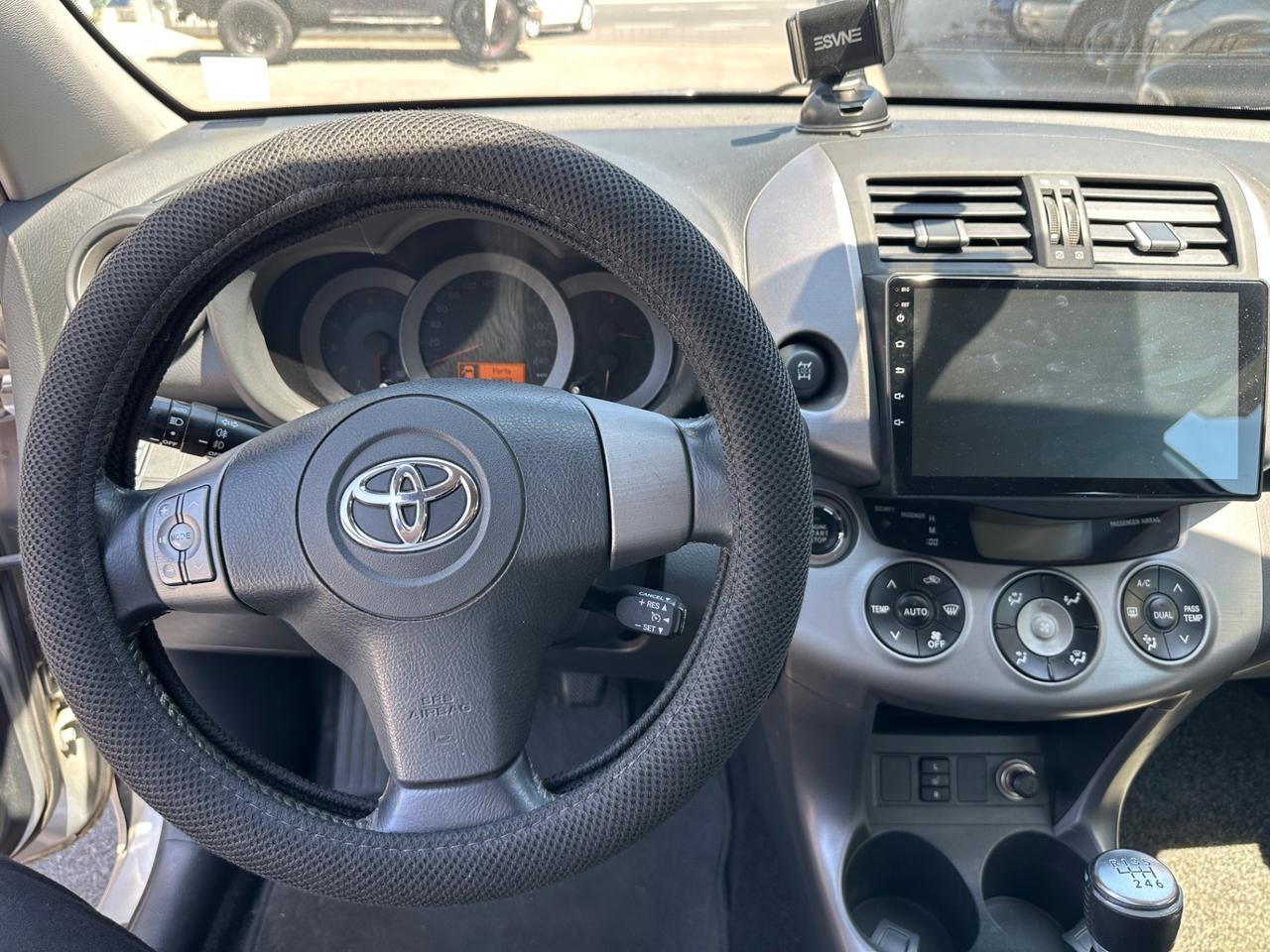 Toyota RAV 4 RAV4 2.2 D-4D 136 CV Luxury