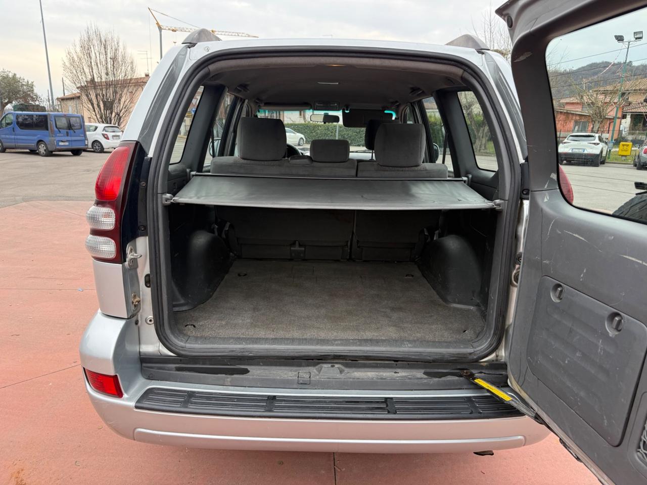 Toyota Land Cruiser 3.0 D-4D 16V cat 5 porte Sol