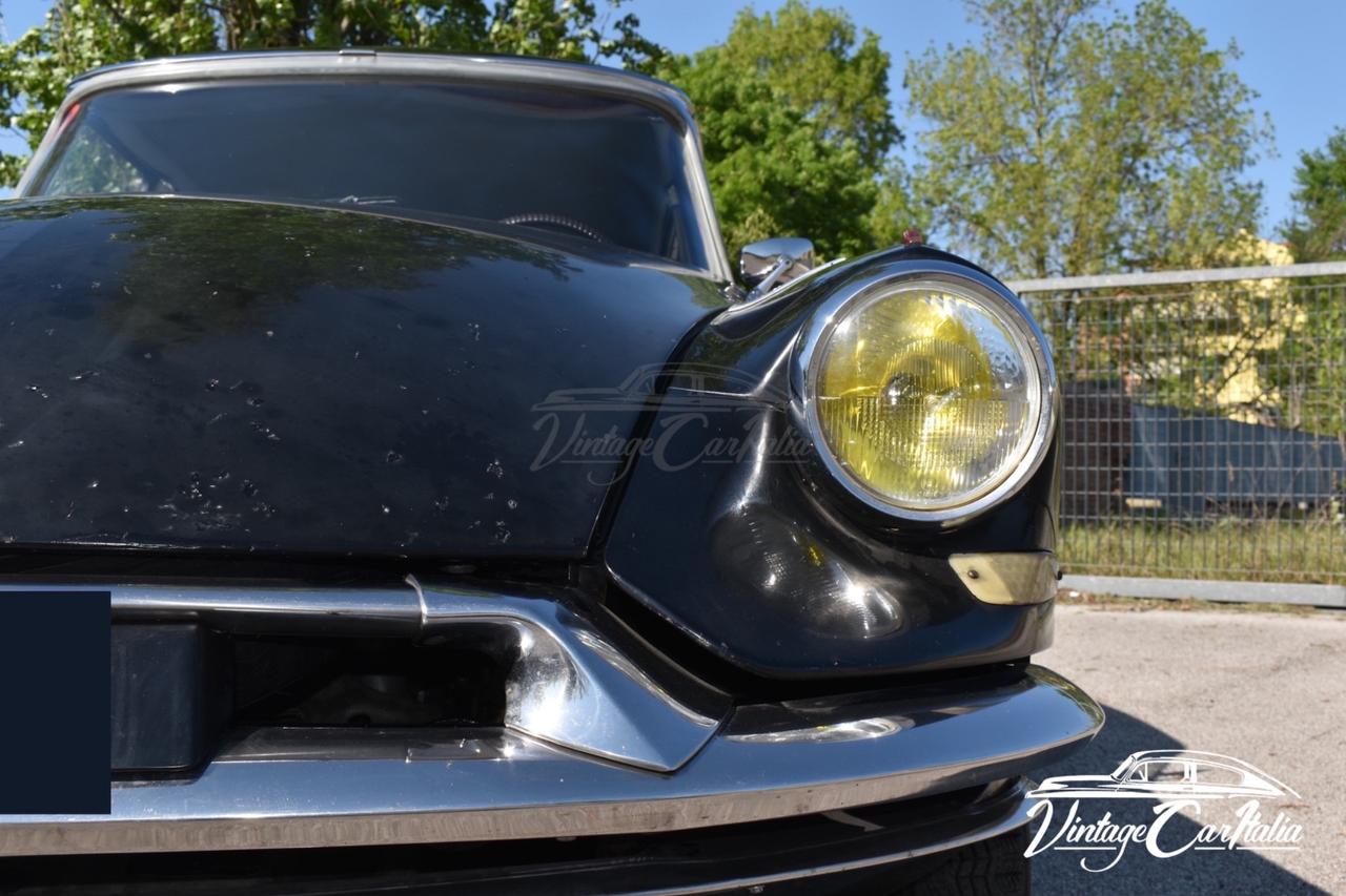 Citroen DS Prefecture