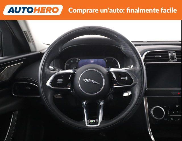 JAGUAR XE 2.0 D 204 CV aut. R-Dynamic Black