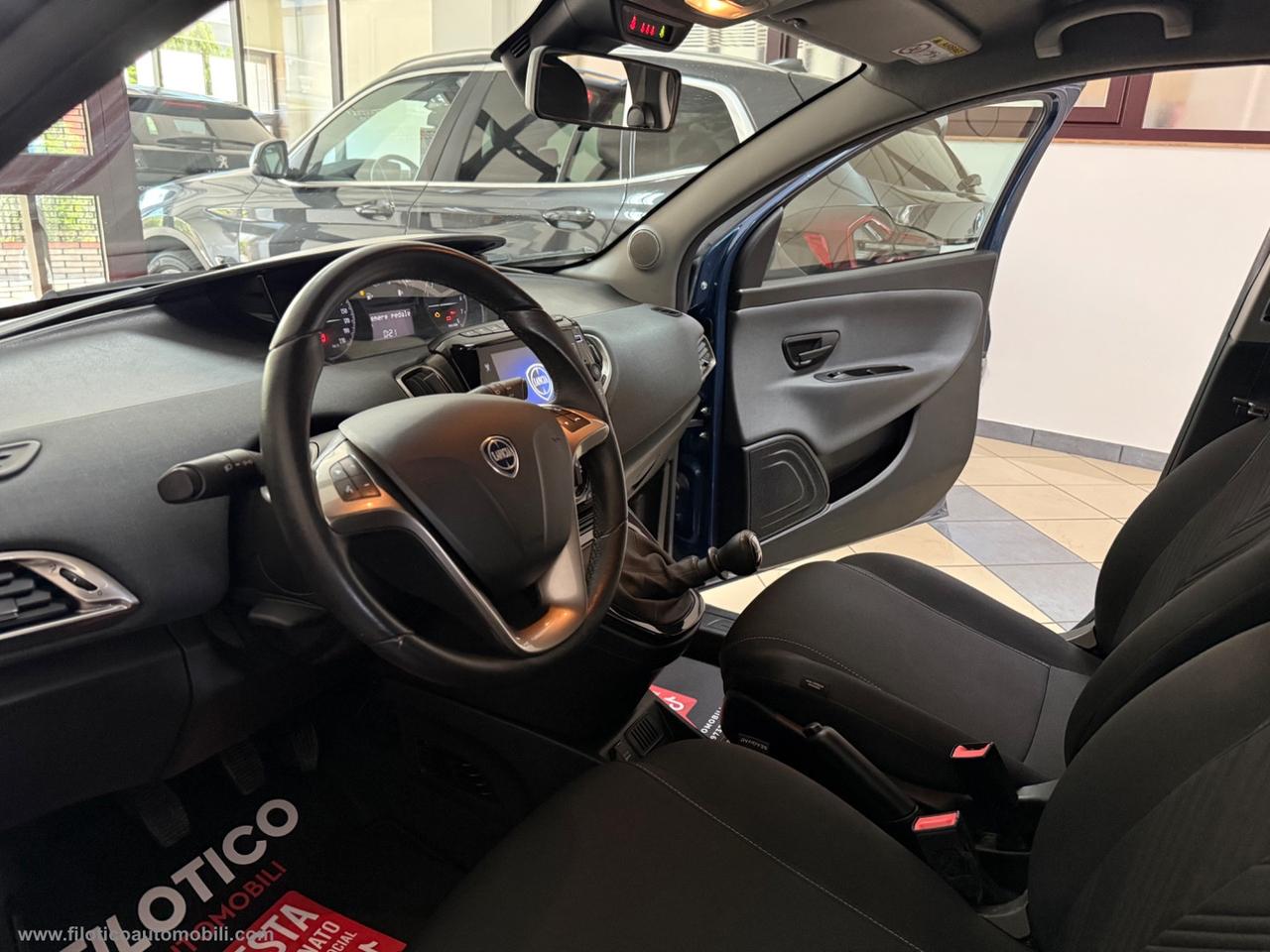 LANCIA Ypsilon 1.0 FireFly 5p.S&S Hybryd Gold 5 POSTO - CARPLAY