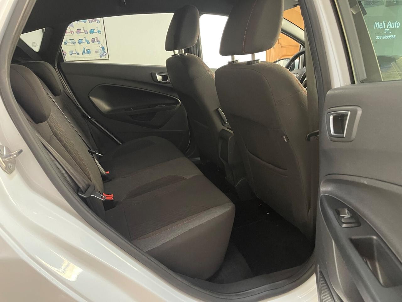 Ford Fiesta 1.5 TDCI 75CV 5 ST-Line