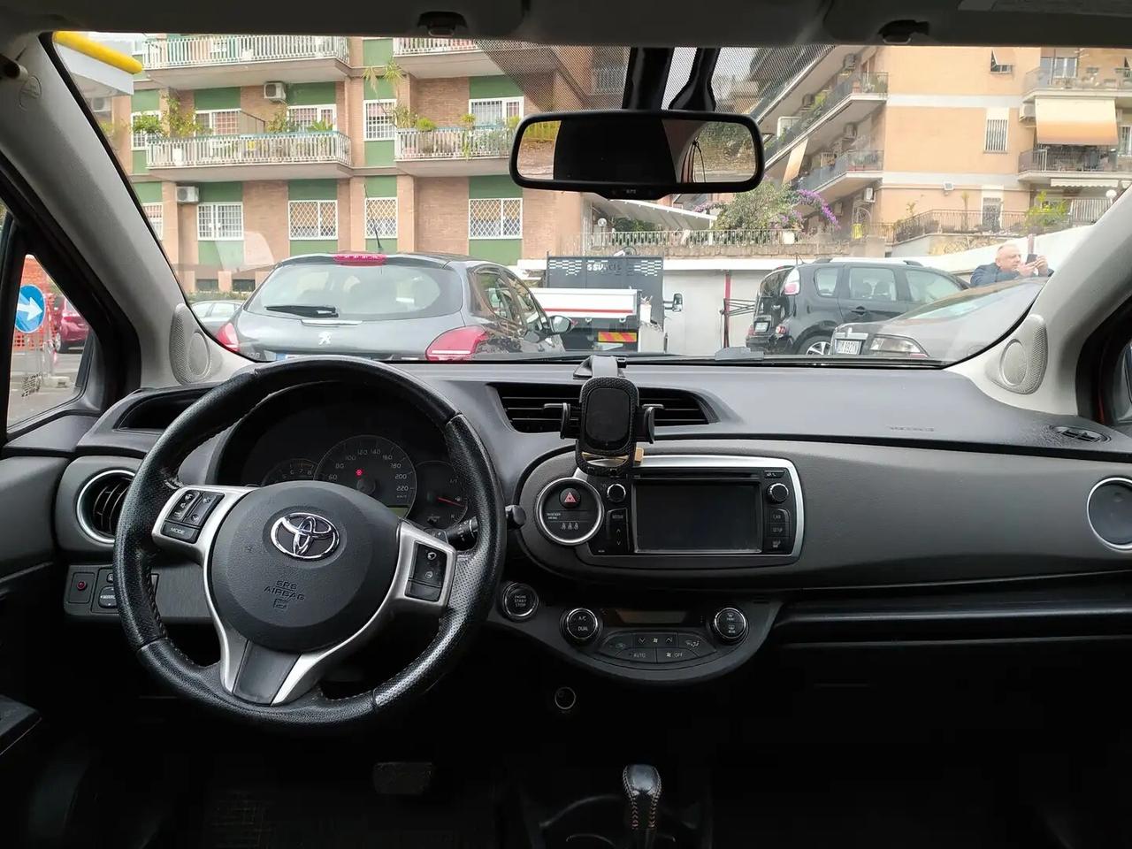 Toyota Yaris 1.3 5 porte Lounge