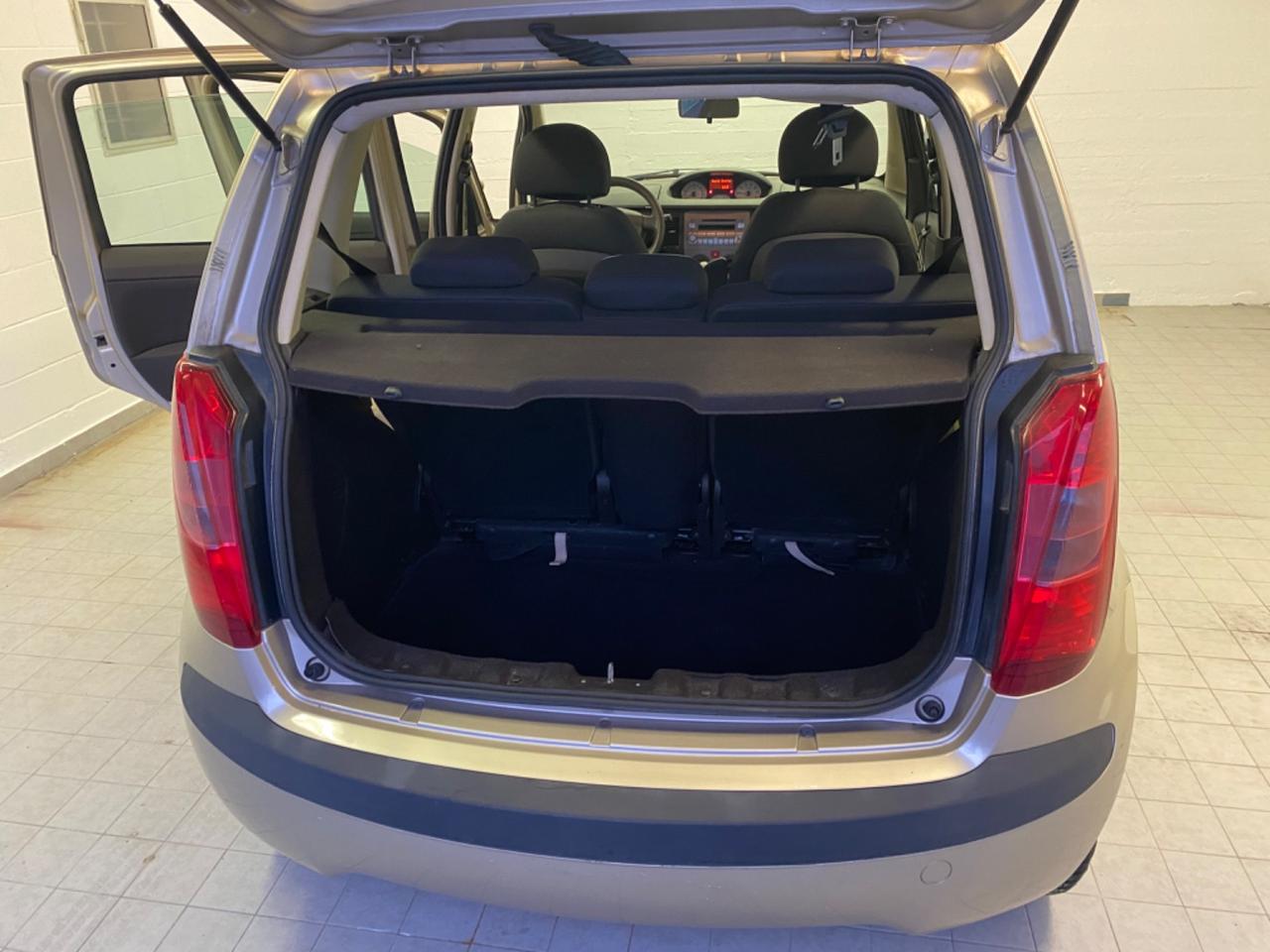 Lancia MUSA 1.4 16V Platino Plus