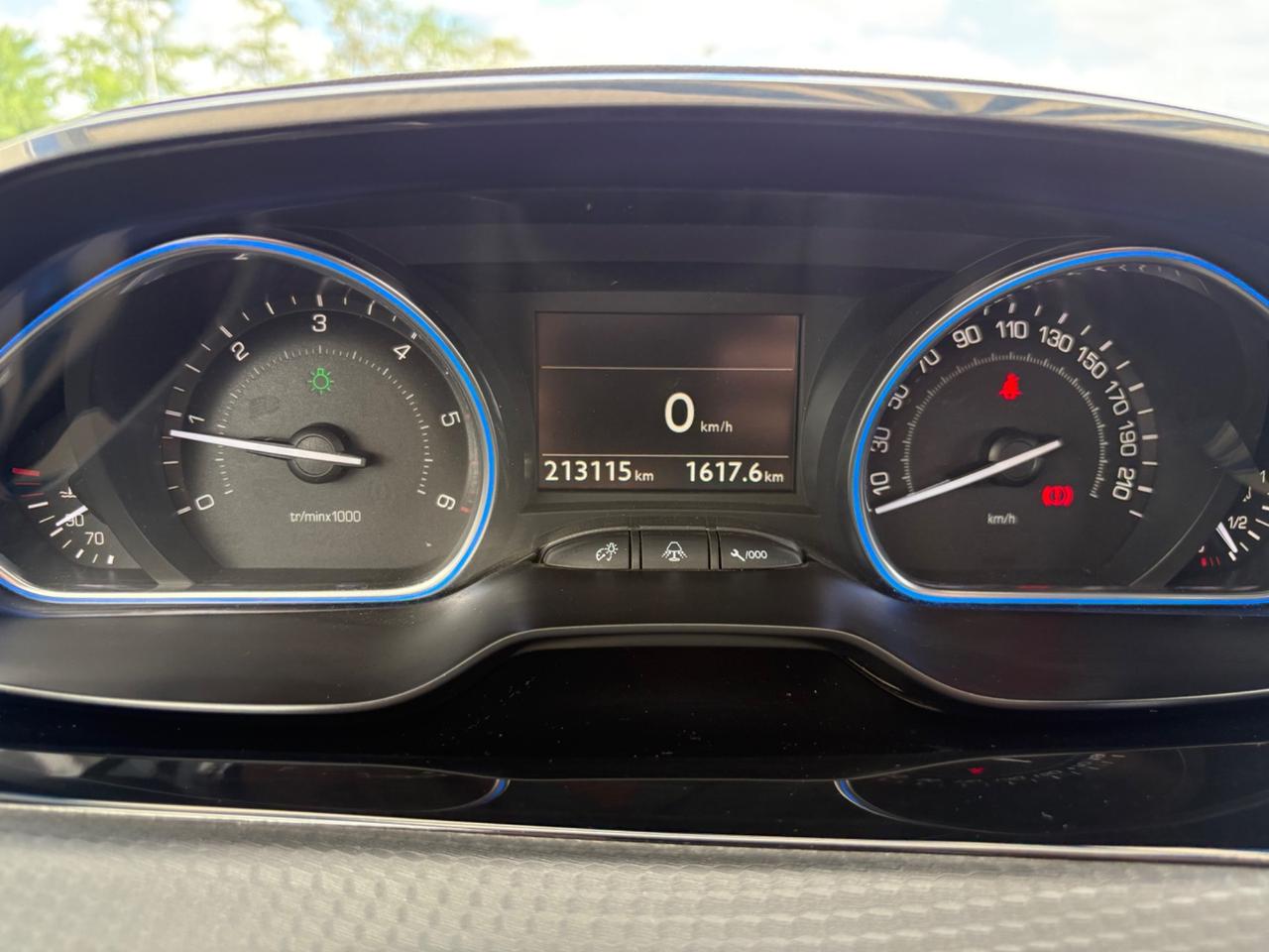 Peugeot 2008 1.6 e-HDi 92 CV Stop&Start Allure