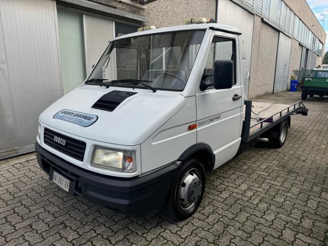 IVECO Daily 35.10 2.5 TD CARROATTREZZI