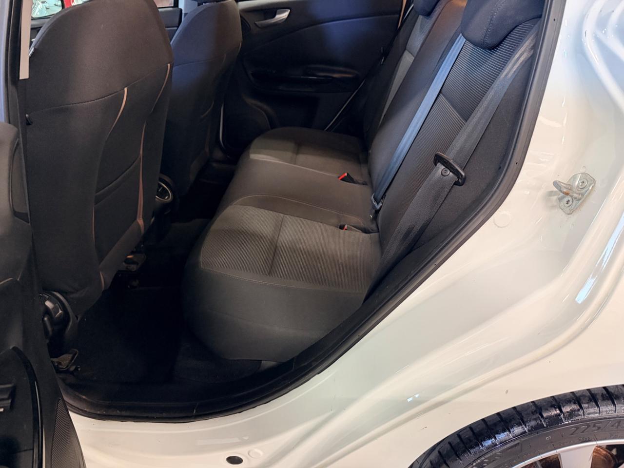 Alfa Romeo Giulietta 1.6 JTDm-2 105 CV Distinctive