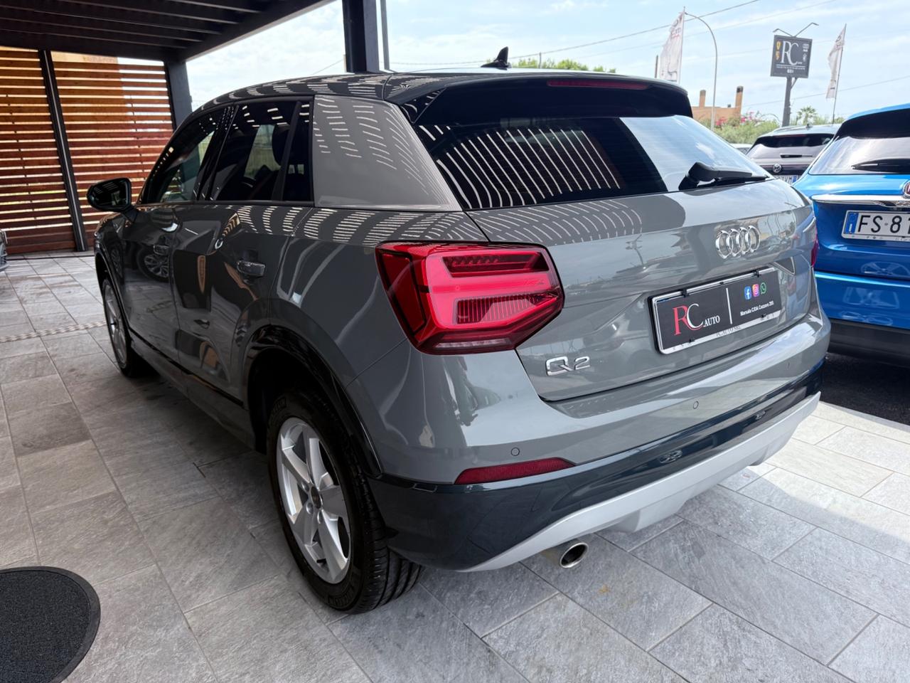 Audi Q2 30 TDI S tronic Identity Black