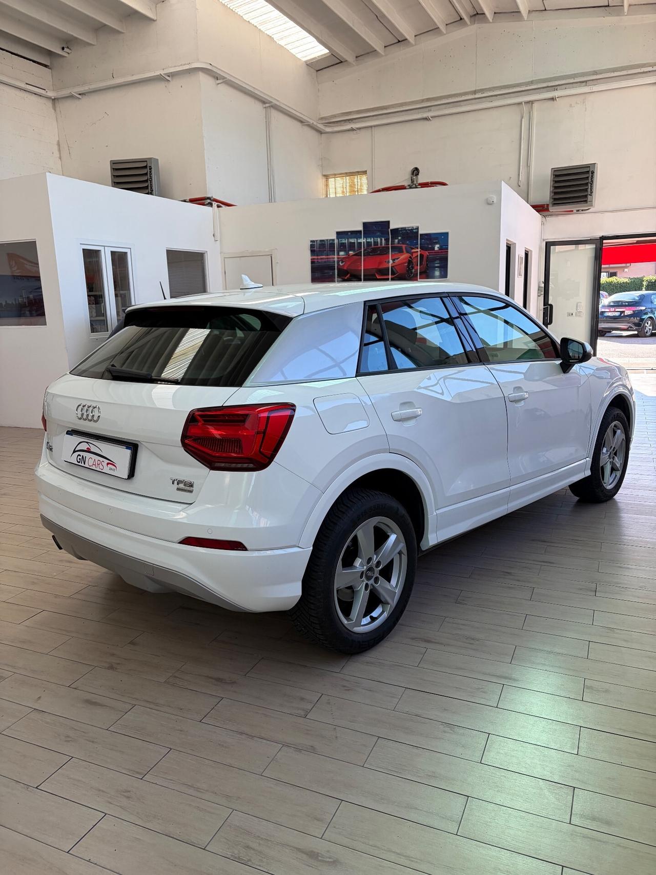 Audi Q2 BUSINESS