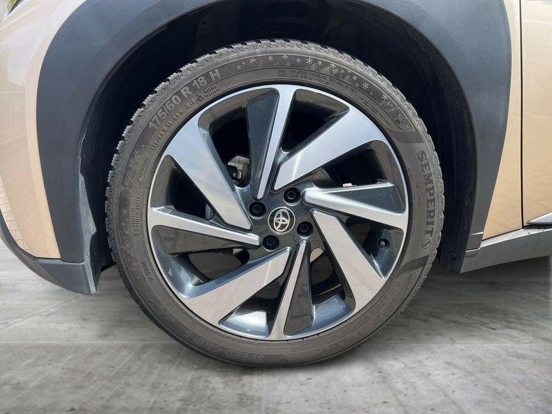 Toyota Aygo X 1.0B (72 CV) Lounge S-CVT