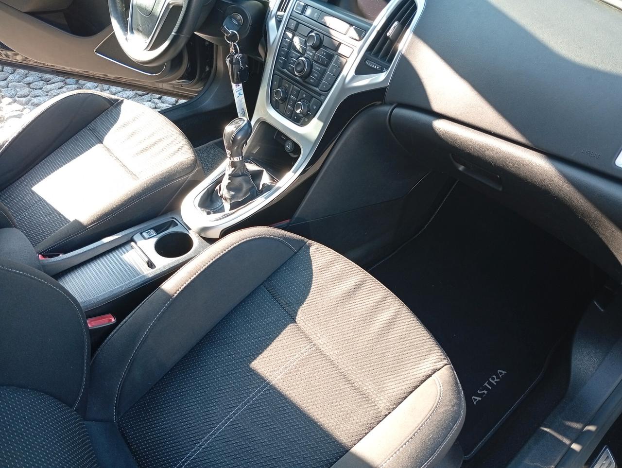 Opel Astra 2.0 CDTI 160CV Sports Tourer Cosmo S