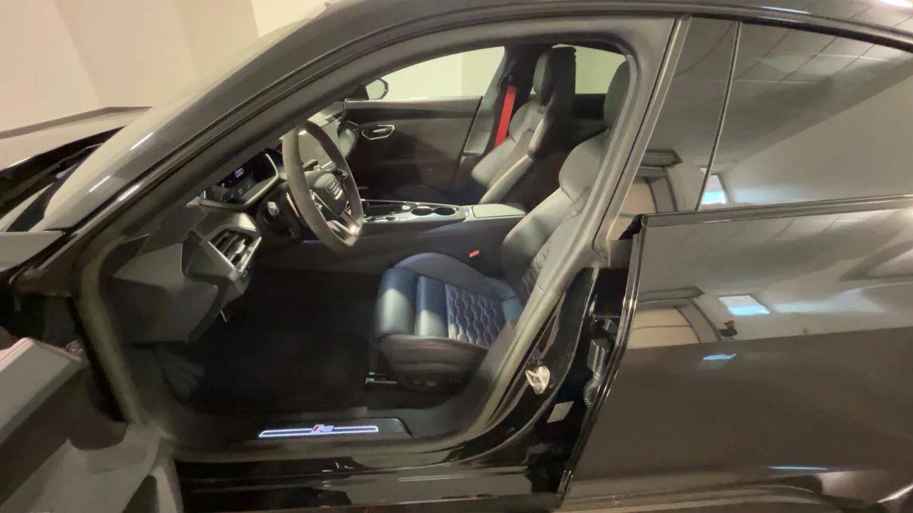 Audi E-tron GT RS quattro