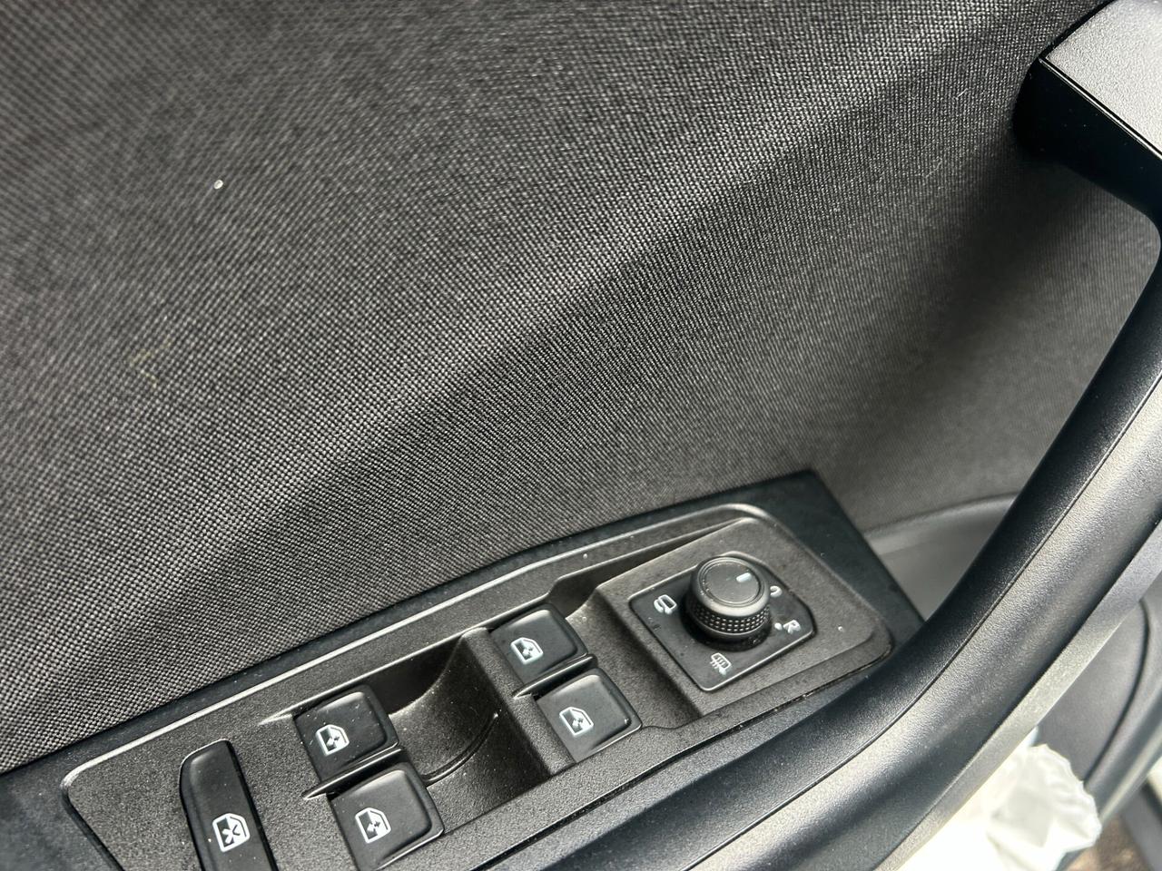 Volkswagen T-Roc 1.0 TSI Life 2023