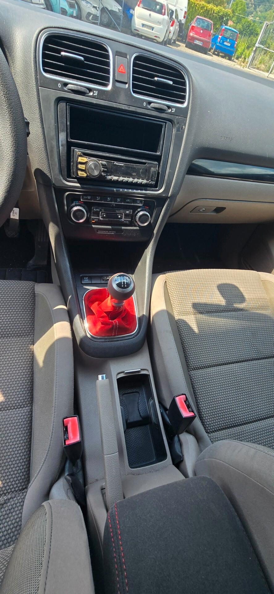 Volkswagen Golf 2.0 TDI 110CV