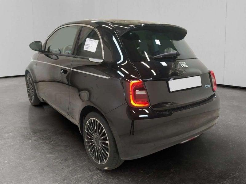 FIAT 500 500e 42 kWh La Prima