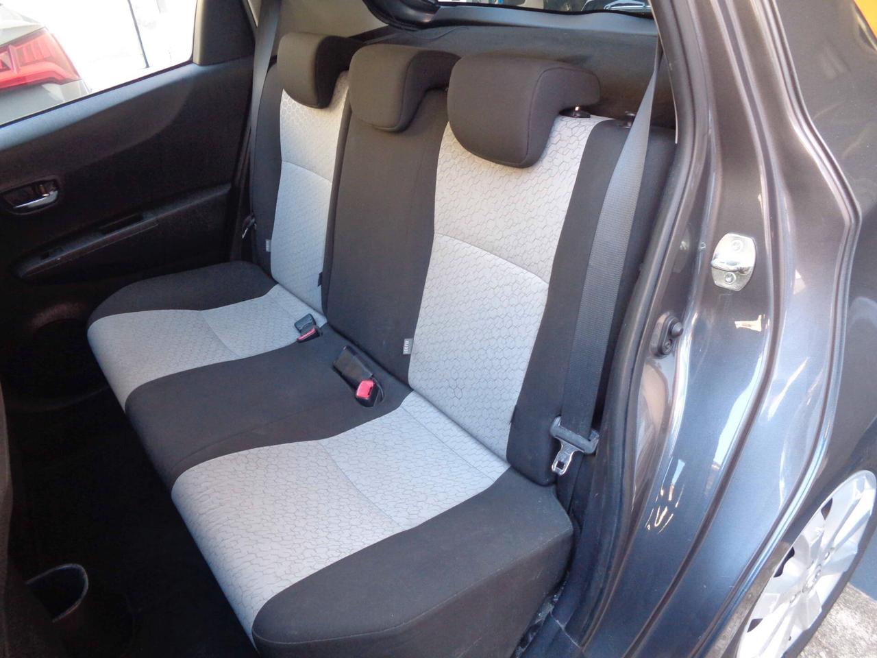Toyota Yaris 1.4 D-4D Lounge M-MT (FINANZIABILE)