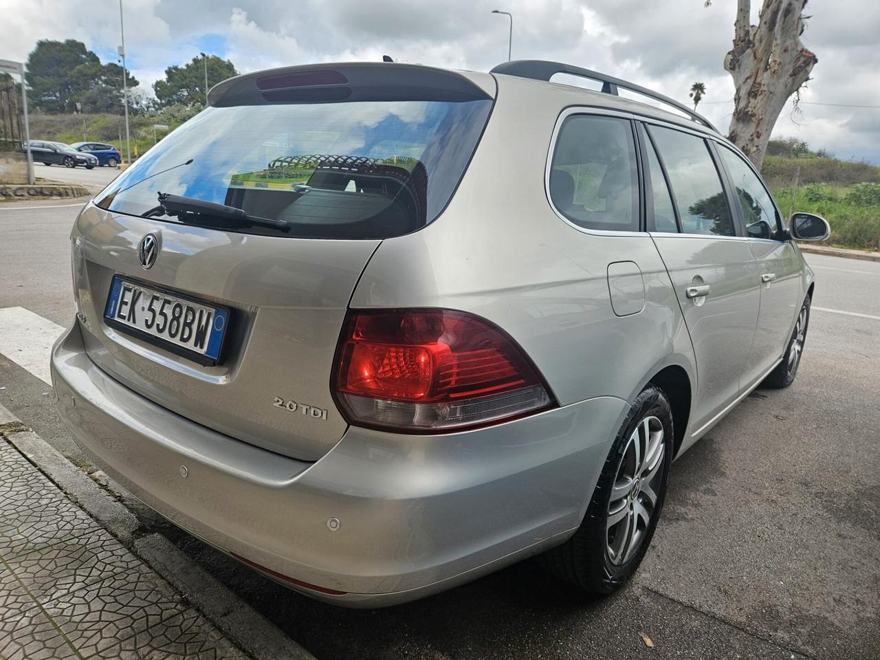 Volkswagen Golf 2.0 TDI 140cv