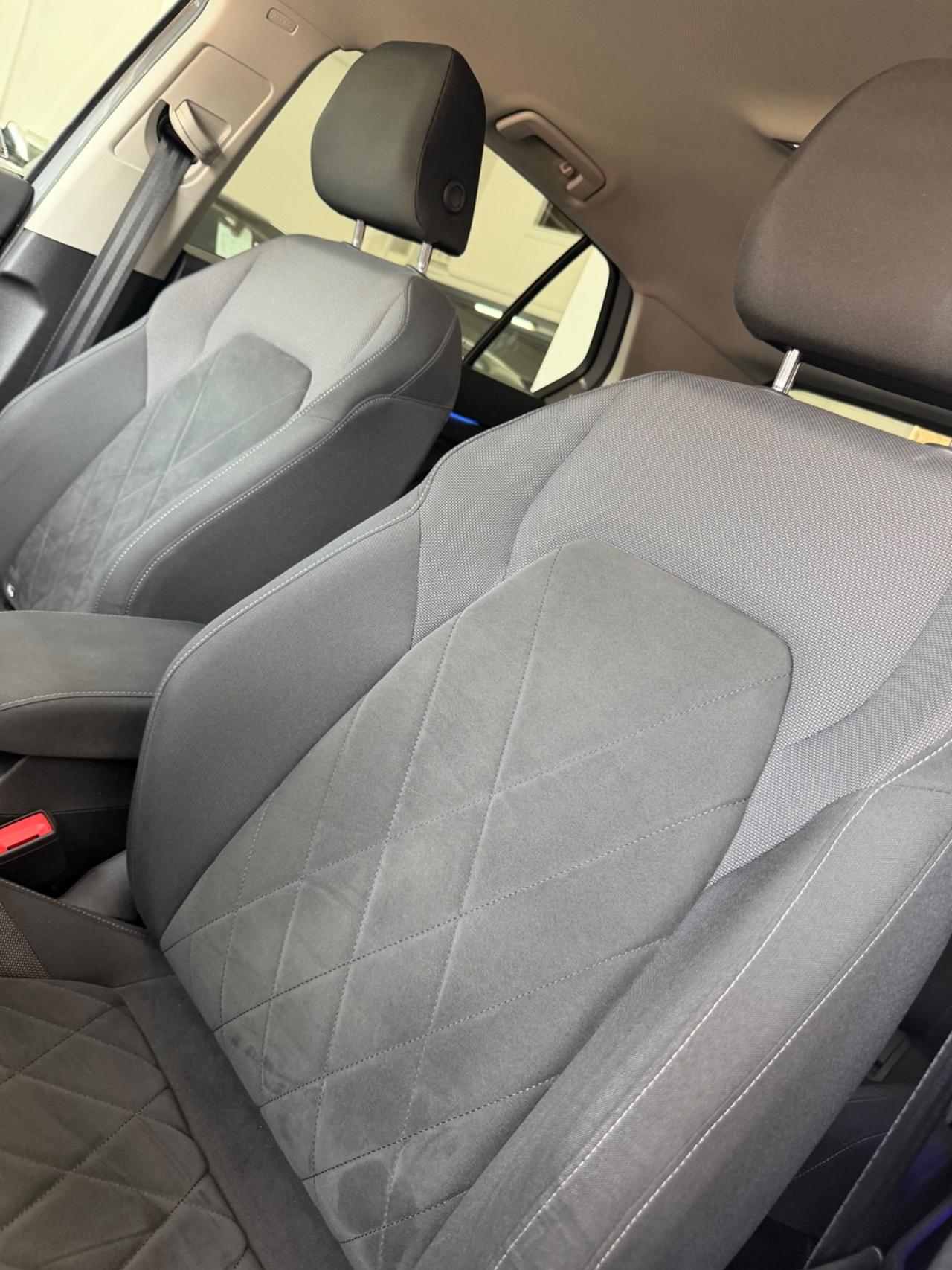 VW Golf 8 2.0 TDI 150 CV DSG SCR Style FINANZIABILE