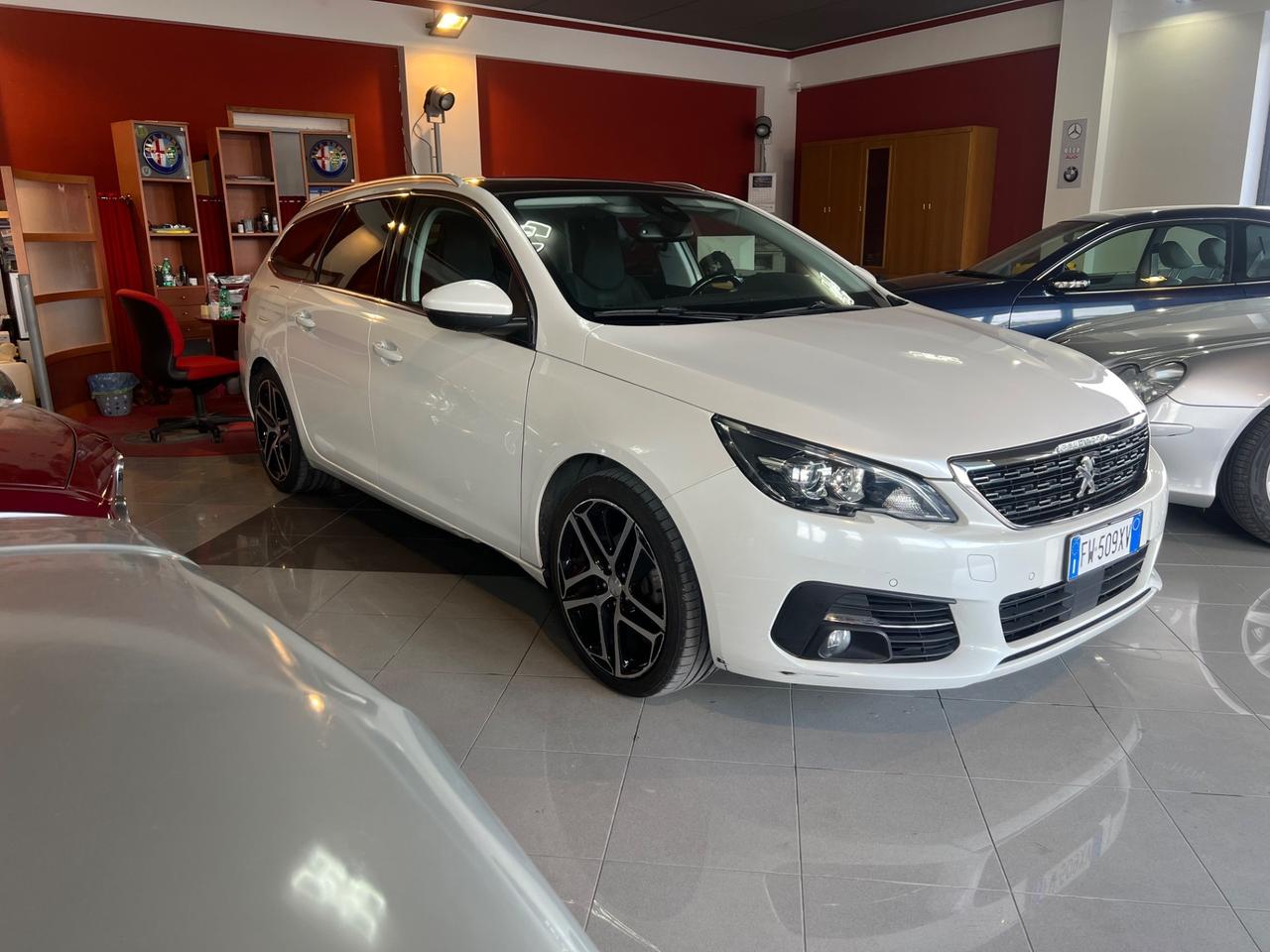 Peugeot 308 BlueHDi 130 S&S SW Business