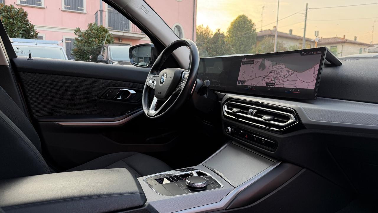 BMW 318D TOURING 2.0 ADVANTAGE MH AT8 150CV - VIRTUAL COCKPIT, FULL LED, PORTELLONE ELETTRICO