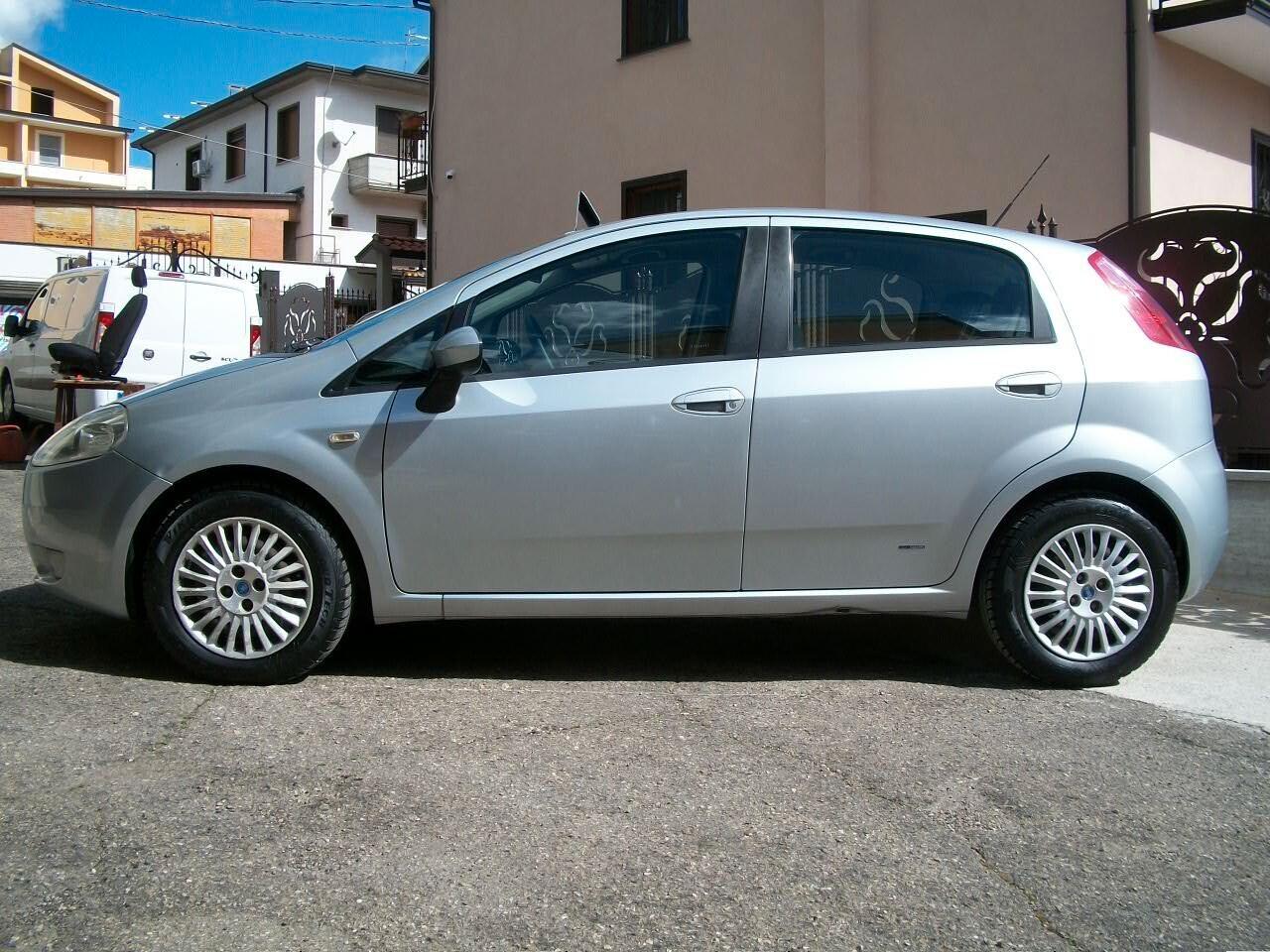 Grande Punto 1.3 Mjet 75Cv 5p Dynamic