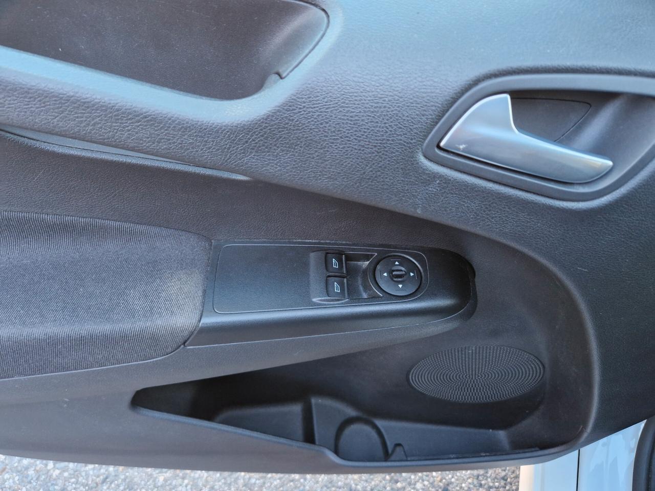 Ford Tourneo Courier 1.0 100CV "41.500 km" Carplay, Sensori post., Navi