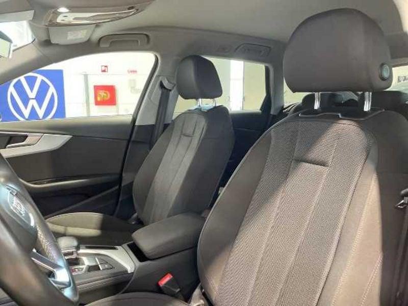 Audi A4 allroad quattro A4 V 2019 Allroad Quattro 40 2.0 tdi mhev Business Evolution quattro 204cv
