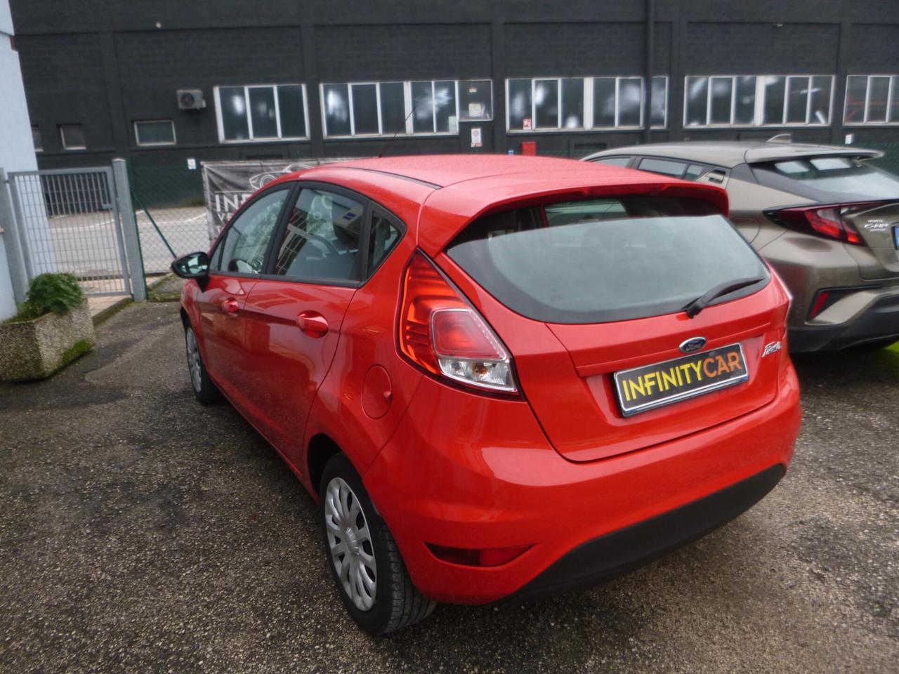 Ford Fiesta 1.5 TDCi 75CV 5 porte ST-Line