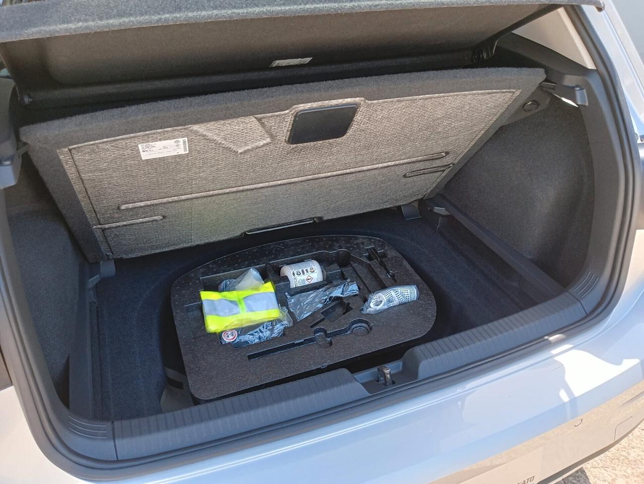 Volkswagen Golf 1.0 TSI 115 CV 5p. Business BlueMotion Technology