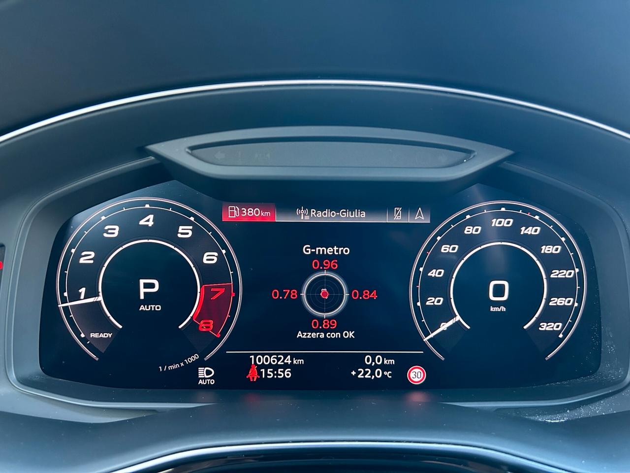 Audi RSQ8 TFSI V8 600CV quattro tiptronic