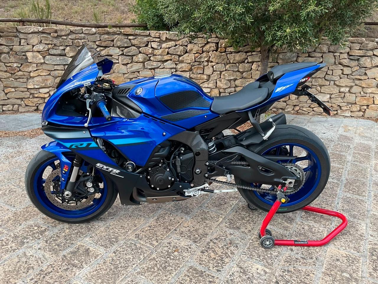 Yamaha YZF R1 60 TH ANNIVERSARY ANNO 2024 KM 5900
