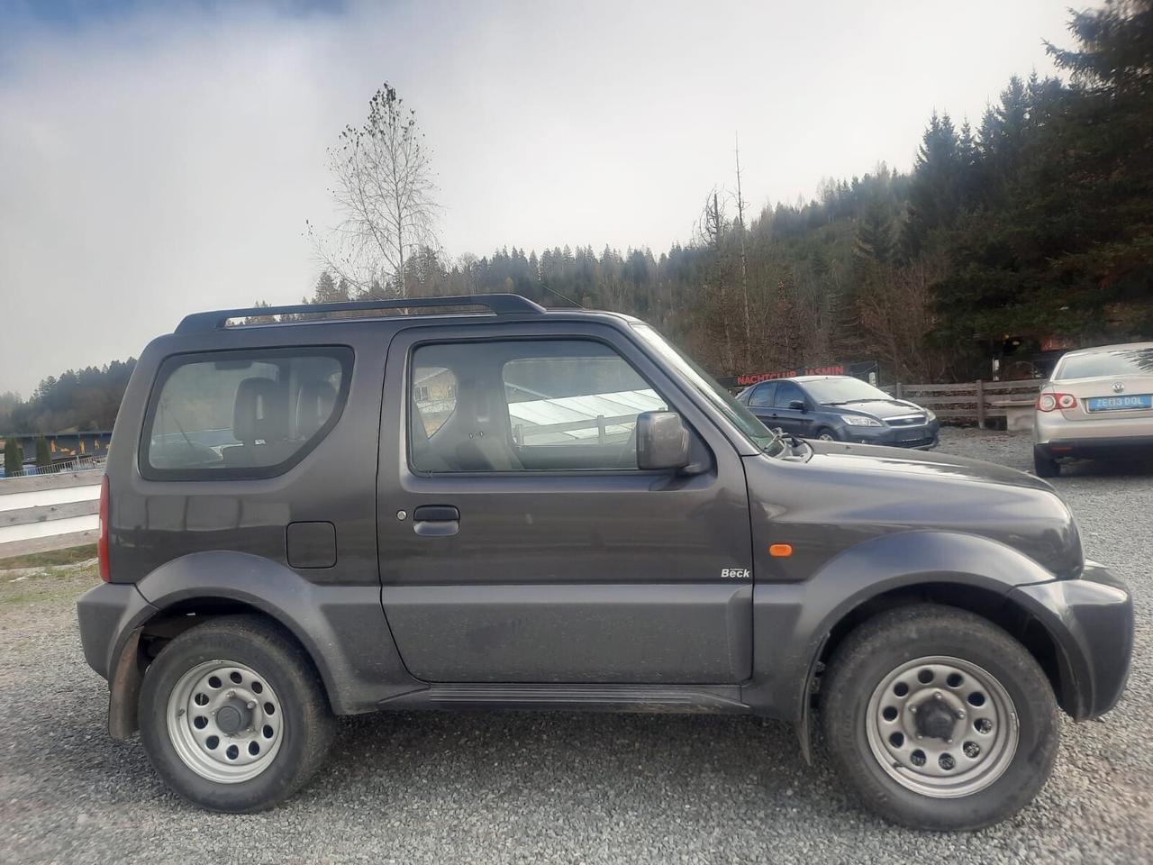 Suzuki Jimny 1.3i 16V cat 4WD JLX