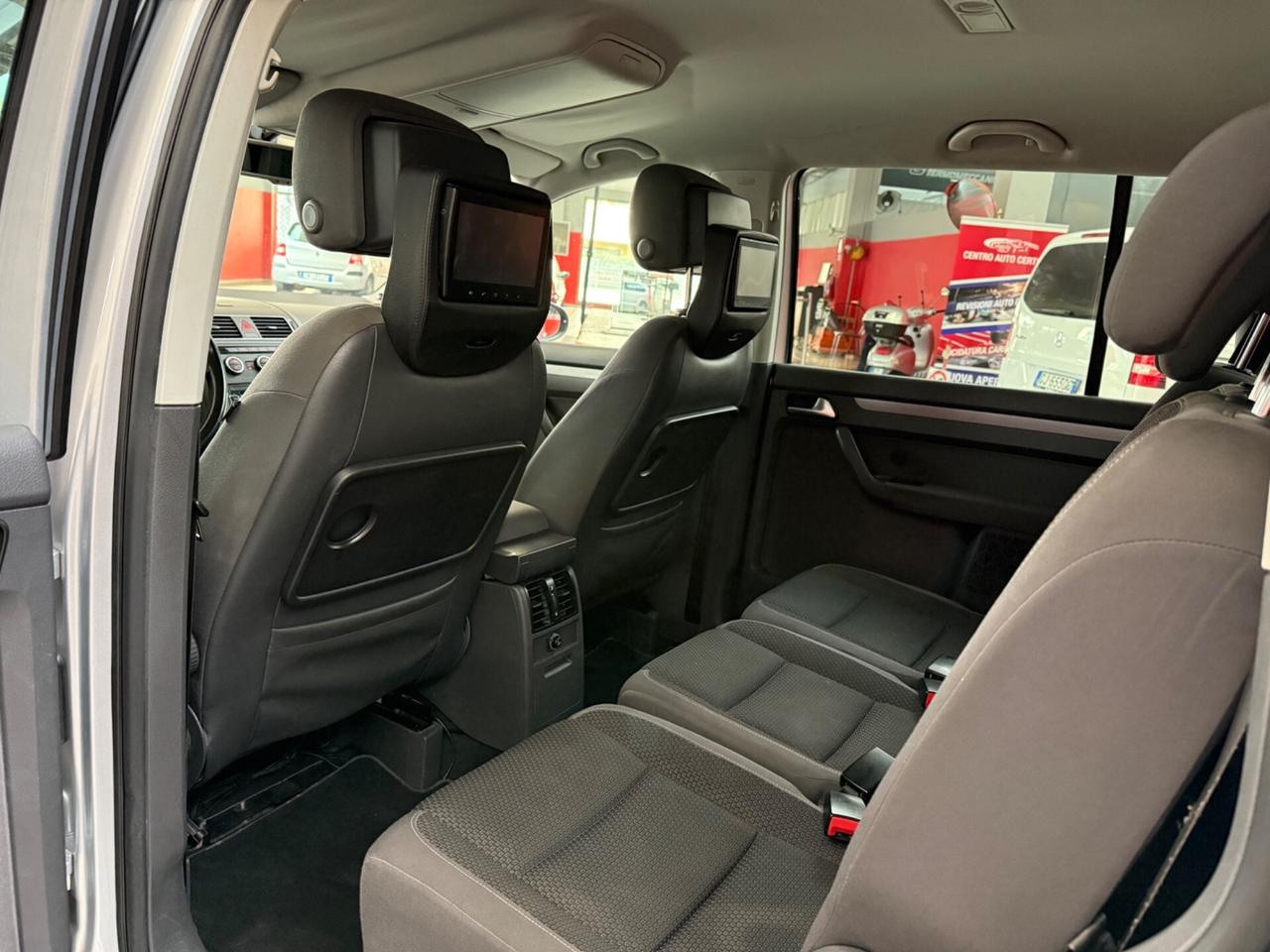 Volkswagen Touran 1.4 TSI Highline EcoFuel 7 POSTI