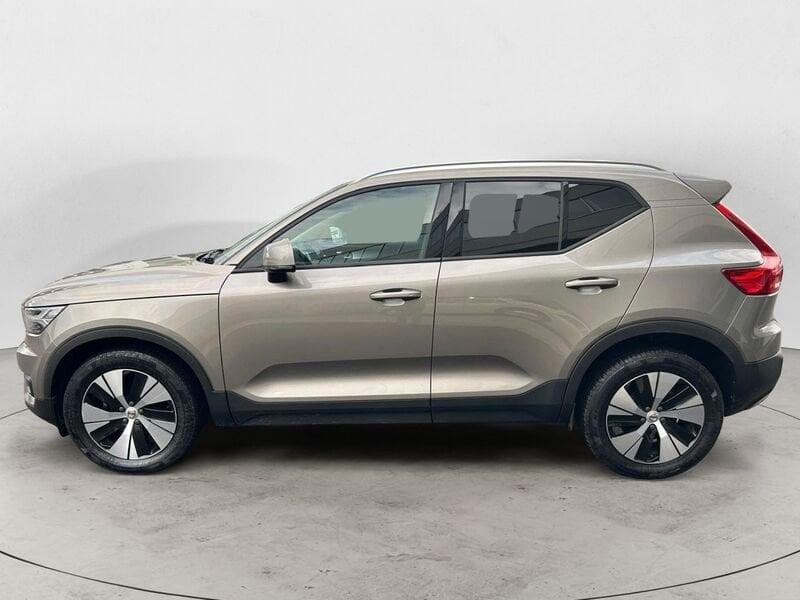 Volvo XC40 D3 150 CV Automatica NAVI LED Momentum Pro N1 Autocarro