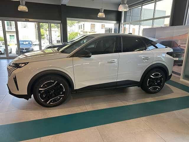 Peugeot e-3008 motore elettrico (73kWh) 210 CV Allure