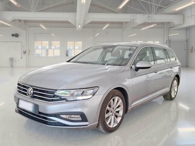 Volkswagen Passat Variant 1.6 TDI SCR DSG Business BMT