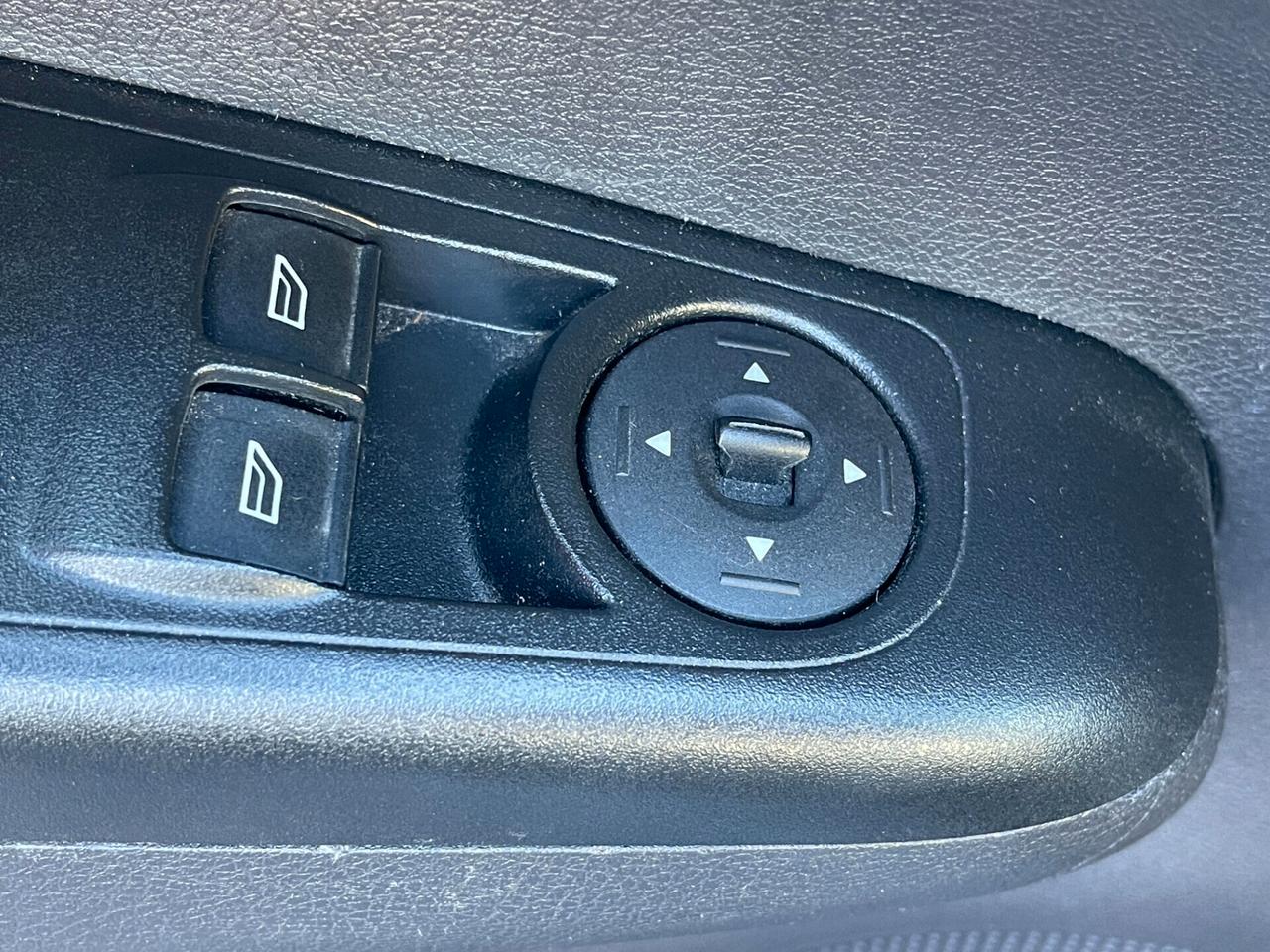 Ford Transit Courier 1.0 EcoBoost 100CV Van Trend CLIMA CRUISE MULTIFUNZIONE 5 POSTI