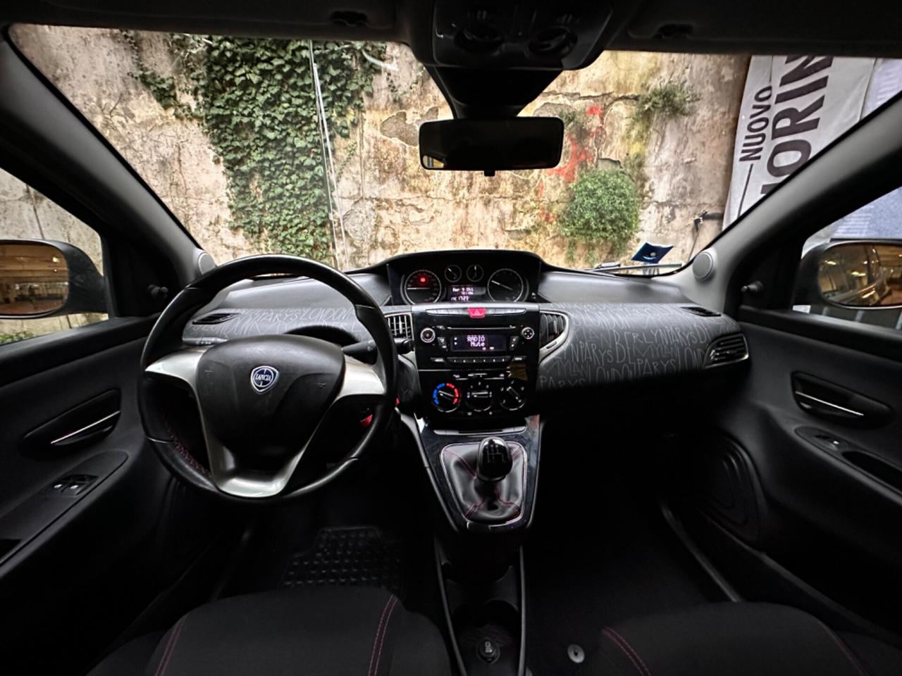 Lancia Ypsilon 1.2 Elefantino 69 CV OK Neopatentati