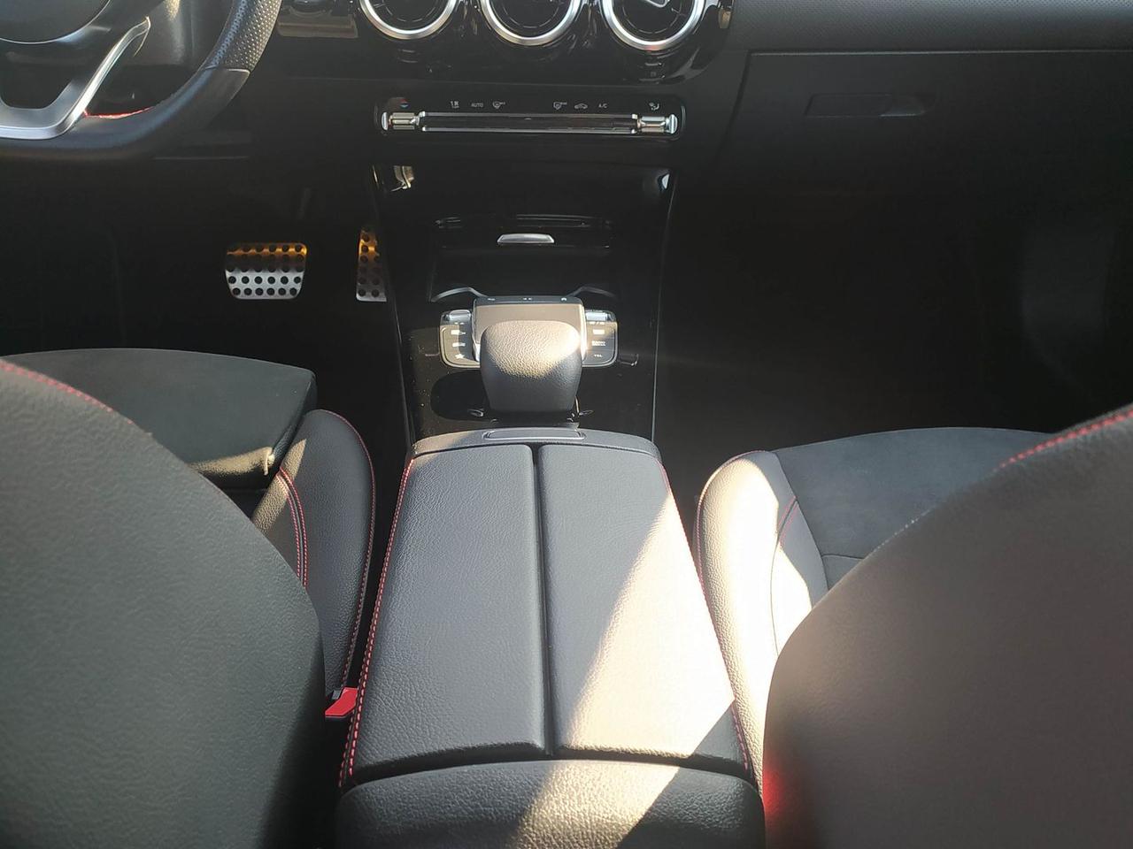 Mercedes-Benz CLA 200 AMG Line CLA 200 D #7253