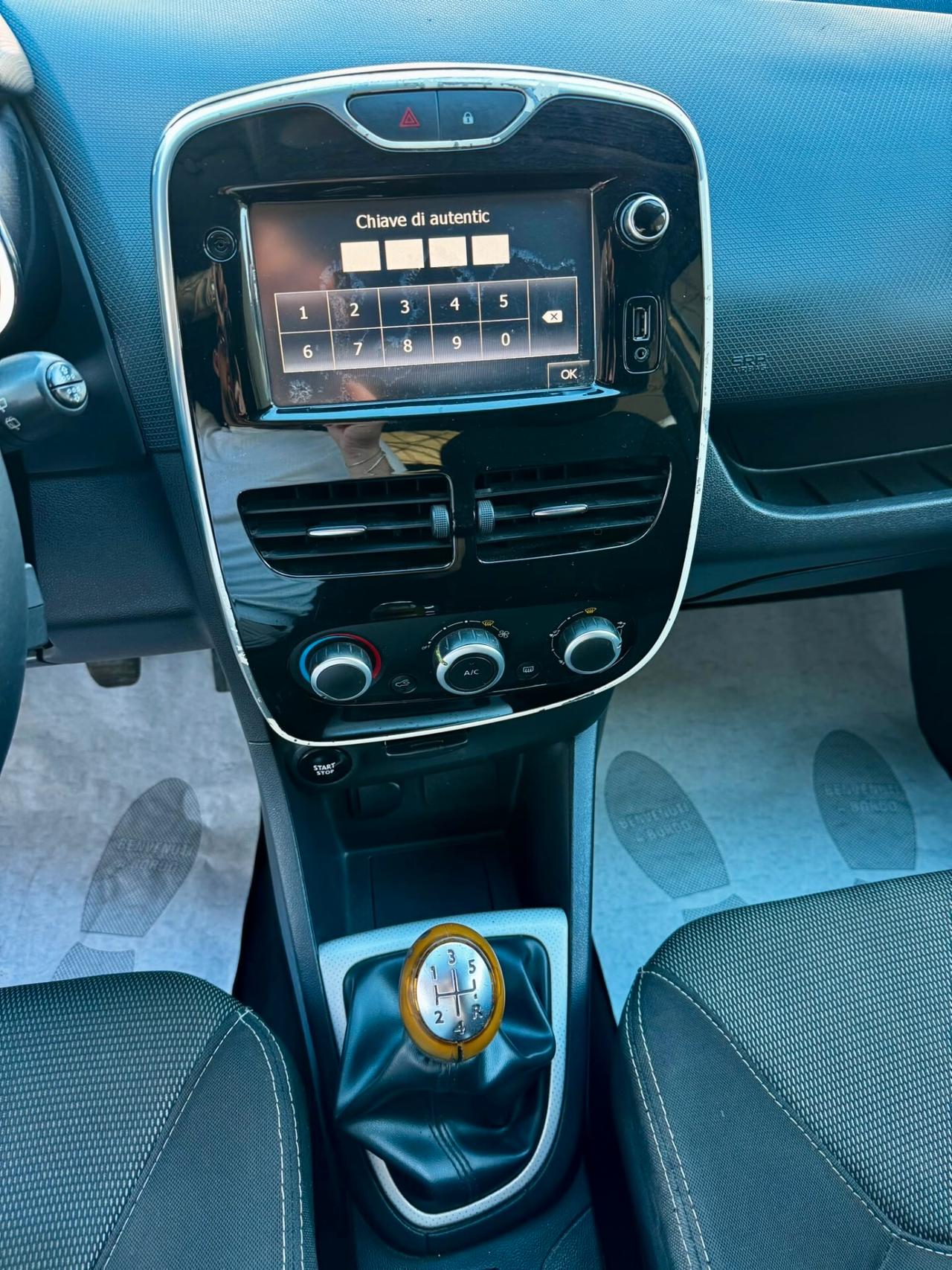 Renault Clio dCi 8V 90CV Start&Stop 5 porte Energy Duel