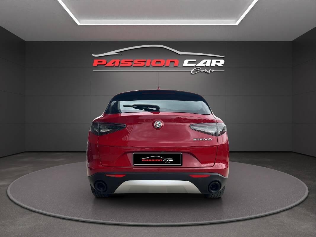 Alfa Romeo Stelvio 2.2 t Super rwd 160cv auto